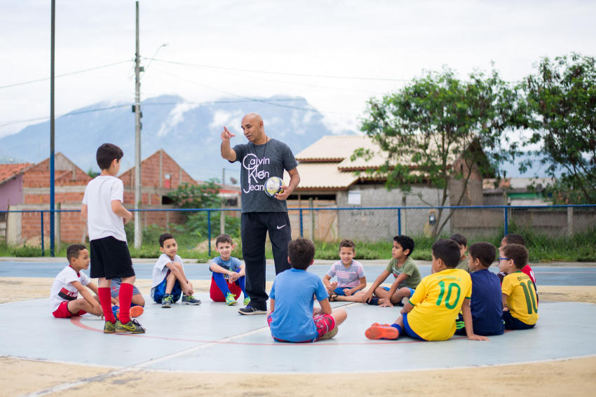 Prefeitura cria 120 novas vagas gratuitas de futsal e futebol para crianças nos últimos dois meses