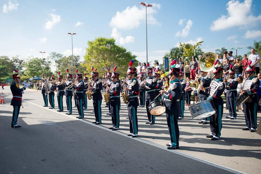 Tradicional Desfile Cívico marca o feriado de 7 de Setembro em Resende