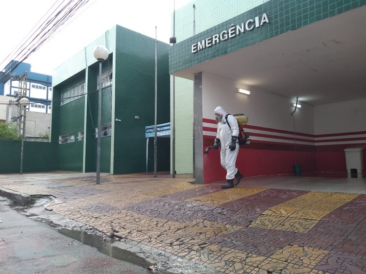 Hospital do Retiro e Cais Conforto passam por sanitização contra coronavírus em Volta Redonda
