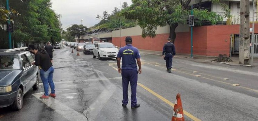 Quatro são detidos por tráfico no bairro Água Limpa em Volta Redonda