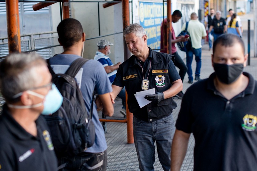 Volta Redonda realiza operação de fiscalização e orientação nos ônibus da cidade