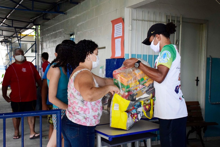 Prefeitura de Resende entrega mais uma remessa de Kits Alimentícios