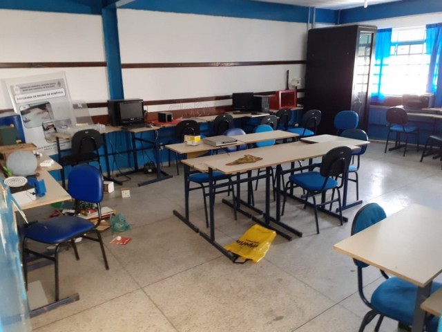 Guarda Municipal de Barra Mansa atende chamado de escola alvo de vandalismo e furto