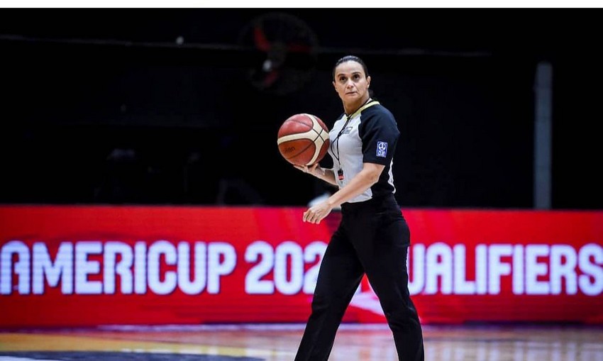 Árbitra brasileira não se cansa de pioneirismo no basquete