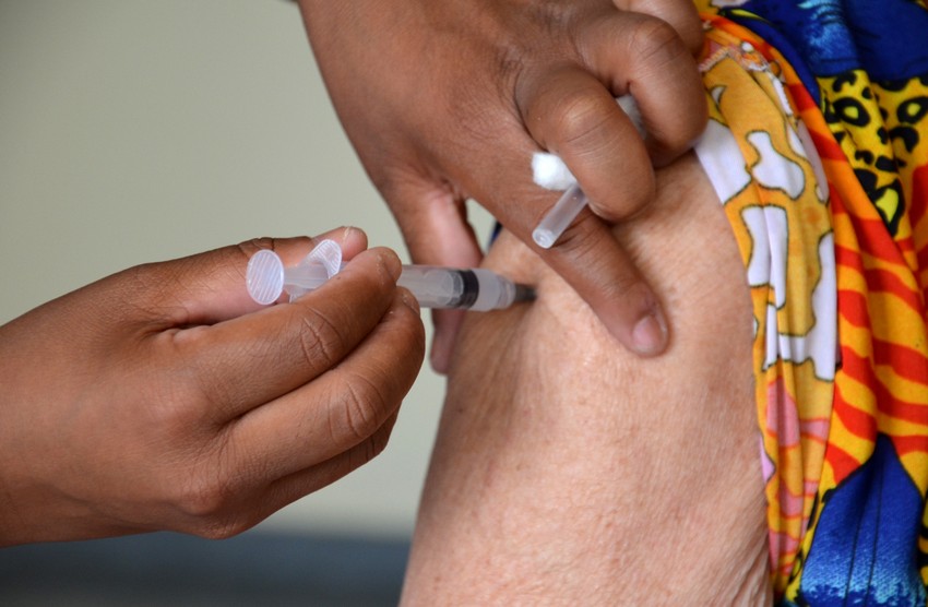 Barra Mansa inicia vacinação para pedestres no Parque da Cidade