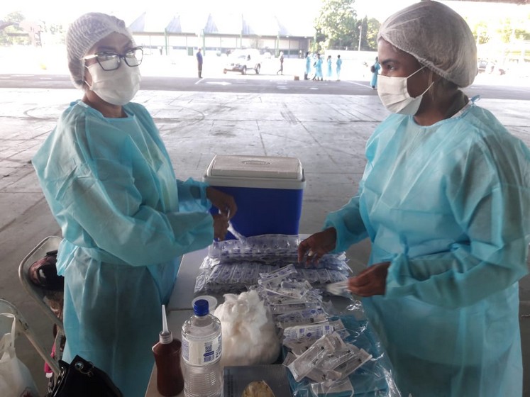 Covid-19: Volta Redonda vacina mais de dois mil idosos acima de 65 anos no primeiro drive-thru