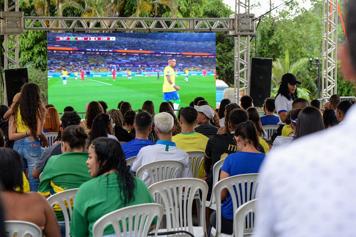 Torcedores barra-mansenses vão ao delírio com a vitória do Brasil de 4x1 sobre a Coréia do Sul