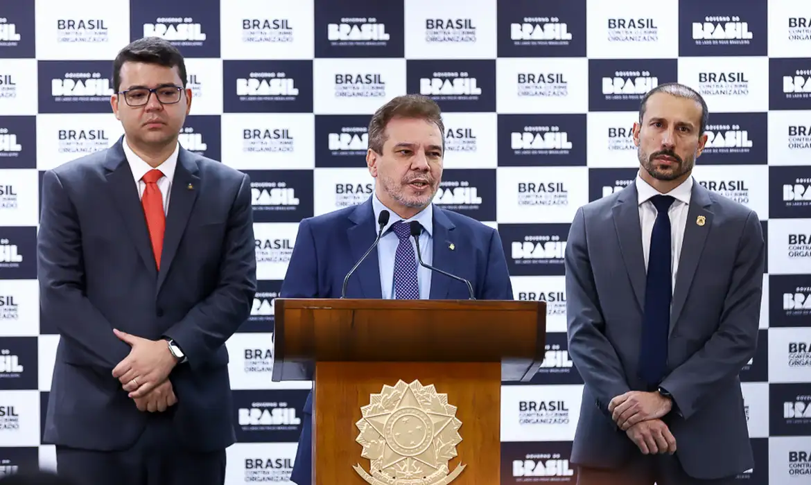 Governo federal prepara programa de combate ao crime organizado