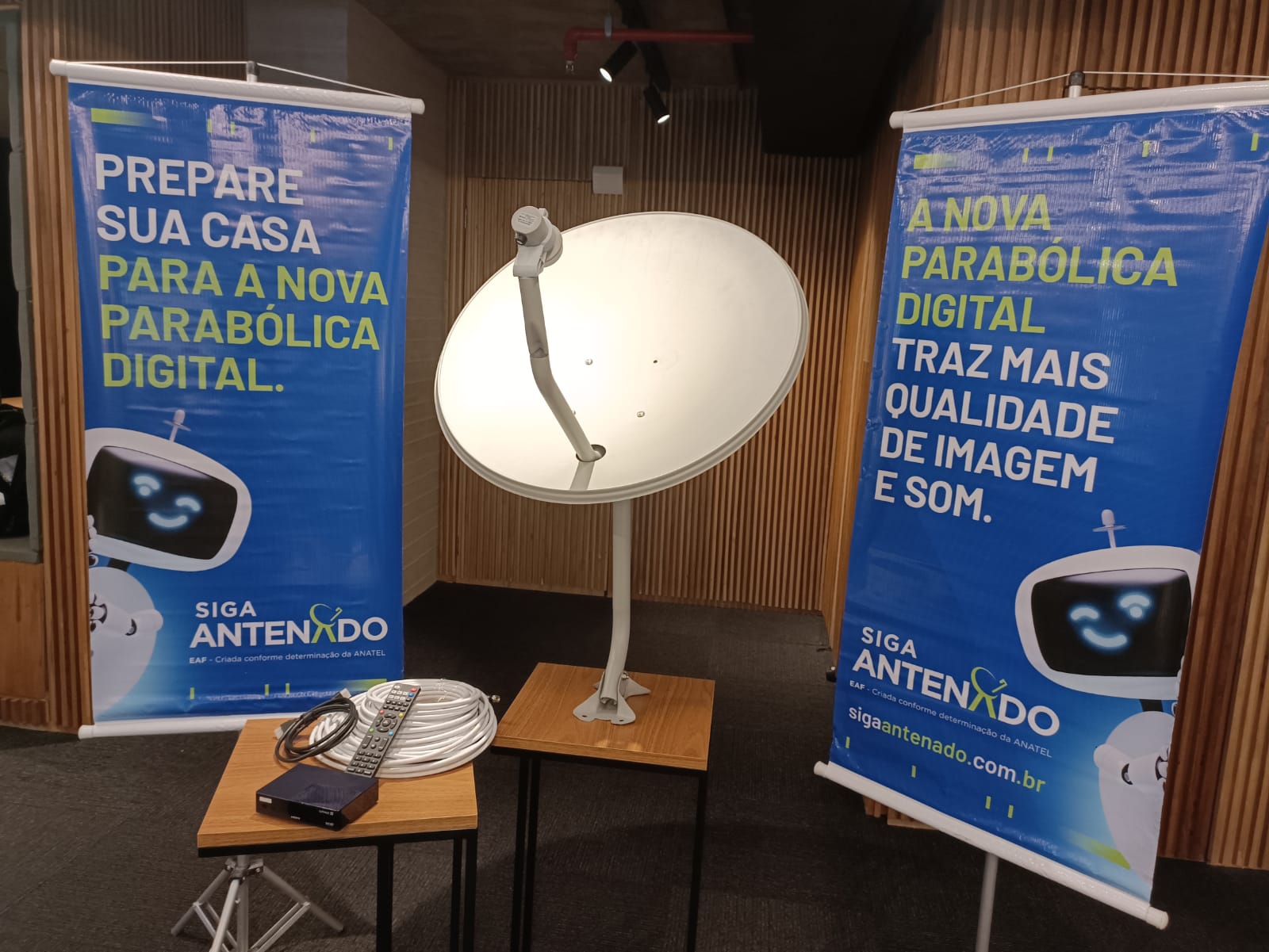Siga Antenado abre agenda para instalação do kit gratuito com a nova parabólica digital para 56 mil famílias de 14 cidades do Rio de Janeiro 