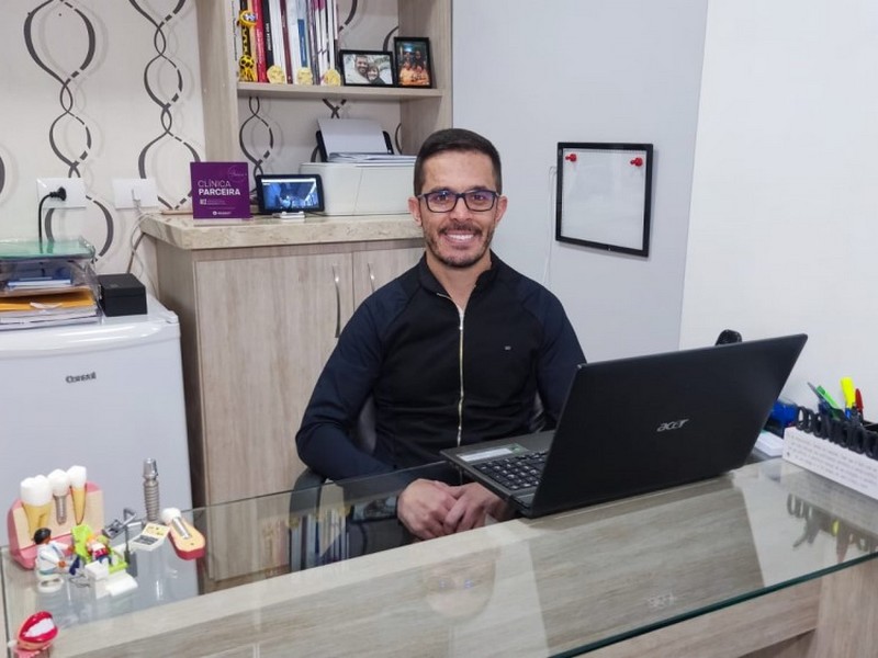 Dr. Eduardo Viana 